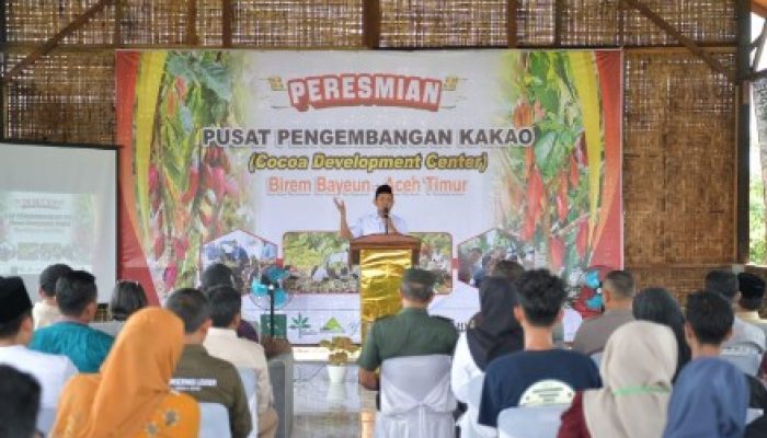 Wagub Fadhlullah Resmikan Pusat Pelatihan Budidaya Bibit Kakao Unggul di Aceh Timur