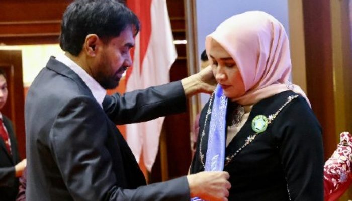 Gubernur Aceh Kukuhkan Marlina sebagai Bunda PAUD, Bunda Literasi, dan Ketua FORIKAN