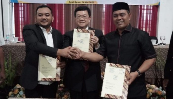 Bupati Syech Muharram Teken MOU dengan Investor OGGEC Malaysia