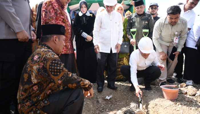 Wagub dan Mendikdasmen Letakkan Batu Pertama Pembangunan SMK Muhammadiyah Banda Aceh