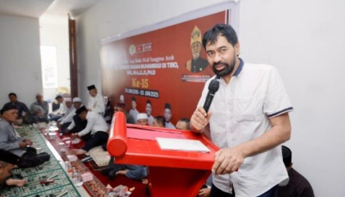 Haul ke-15 Hasan Tiro, Gubernur Muzakir Manaf Ajak Kader Jaga Kekompakan dan Jaga Perdamaian Aceh