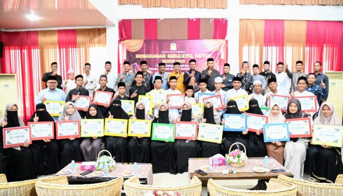 Tutup Seleksi MQK, Bupati Aceh Besar Bagikan Sejumlah Hadiah dan Penghargaan