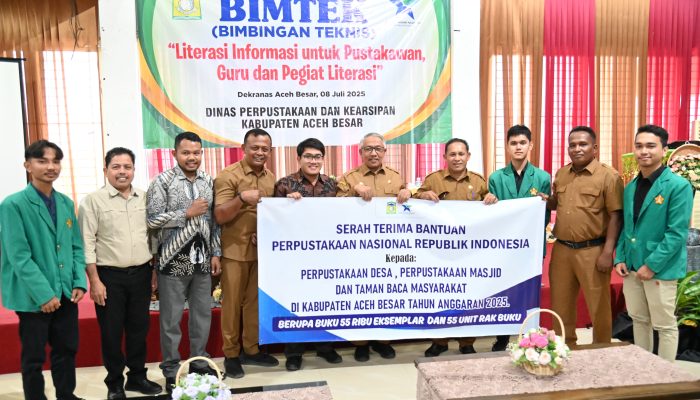 Asisten I Aceh Besar Buka Bimtek Literasi Informasi 2025