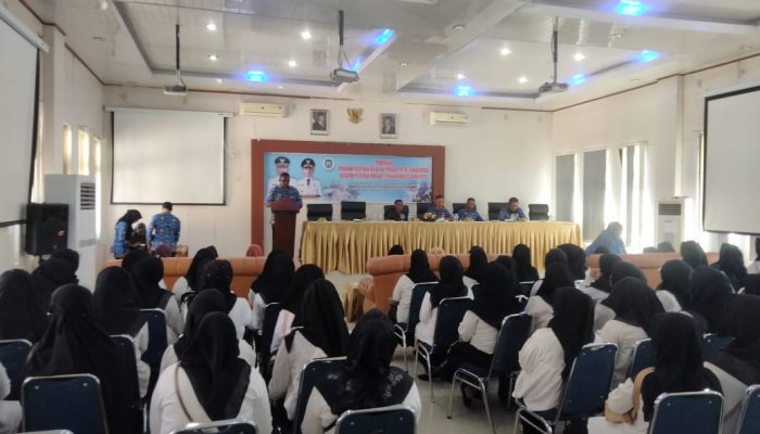 Tingkatkan Keterampilan, Pemkab Latih Warga Menjahit Pakaian Wanita