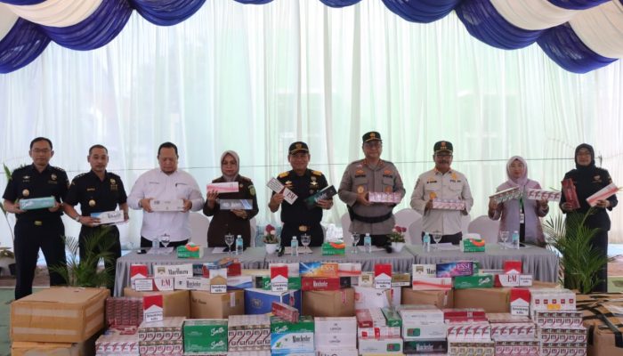 Kapolda Aceh Hadiri Pemusnahan Barang Milik Negara Hasil Penindakan Bea Cukai