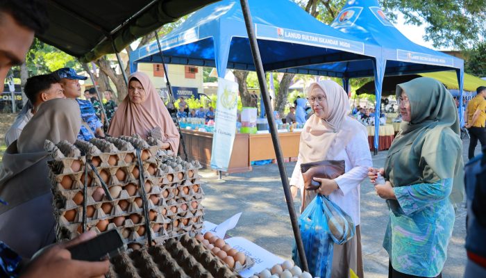 Staf Ahli Bupati Apresiasi Bazar Murah, Donor Darah, dan Pengobatan Massal Hari Bhakti ke-78 TNI AU