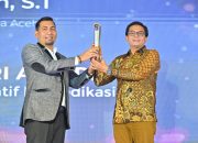 Anggota DPRK Banda Aceh Menerima Penghargaan The Aceh Post Awards 2025