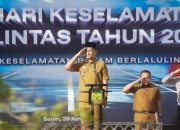 Afdhal di Tengah Barisan: Seruan Keselamatan dari Halaman Balai Kota