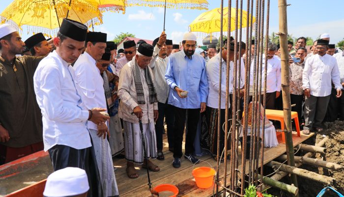 Gubernur Aceh Letakkan Batu Pertama Masjid Baitut Taqwa di Aceh Utara