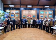 Wakil Gubernur Aceh bersama Wali Nanggroe Aceh dan Akademisi Bertemu SBY