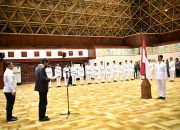 Mualem Kukuhkan Anggota Paskibraka Provinsi Aceh