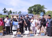 Bupati Aceh Besar Hadiri Penyerahan Bantuan Sembako Warga Inggris