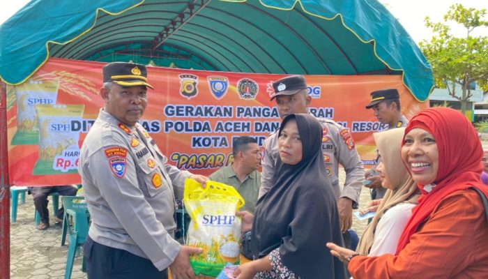 Ditbinmas Polda Aceh Salurkan 1,5 Ton Beras Murah untuk Masyarakat