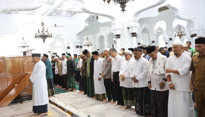 Kapolda Aceh Salat Gaib, Zikir, dan Doa Bersama Sahabat Ojol