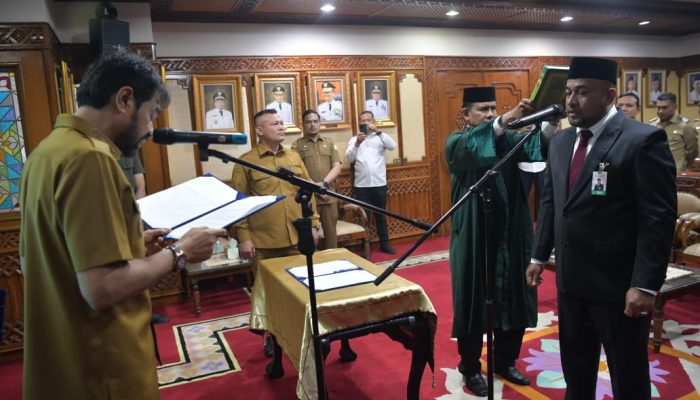 Gubernur Aceh Lantik Direktur Utama PT Bank Aceh Syariah