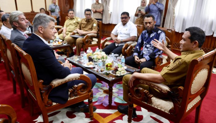 Wagub Fadhlullah Terima Kunjungan Dubes Uni Eropa