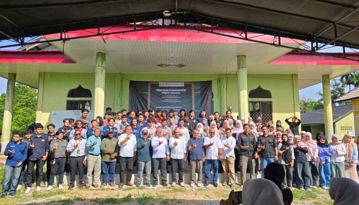 Asisten I Sekdakab Buka Pekan Bakti Mahasiswa Teknik USK di Gampong Luthu Lamweu