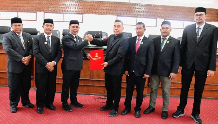 Seluruh Fraksi DPRK Aceh Besar Sepakat Raqan RPJMD Tahun 2025-2029 Ditetapkan Jadi Qanun