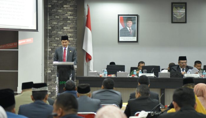 Pemerintah Aceh Sampaikan Nota Keuangan dan Rancangan Qanun Perubahan APBA 2025 di DPR Aceh ‎