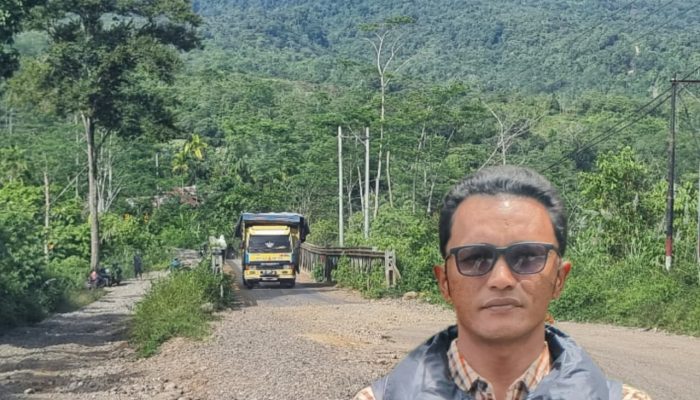 YARA Desak Pemerintah Aceh Segera Perbaiki Jalan KKA yang Rusak Parah