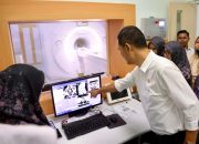 Sekda Aceh Resmikan Alat MRI 1,5 Tesla di RSUD Zainoel Abidin, Perkuat Layanan Diagnostik dan Mutu Kesehatan Masyarakat