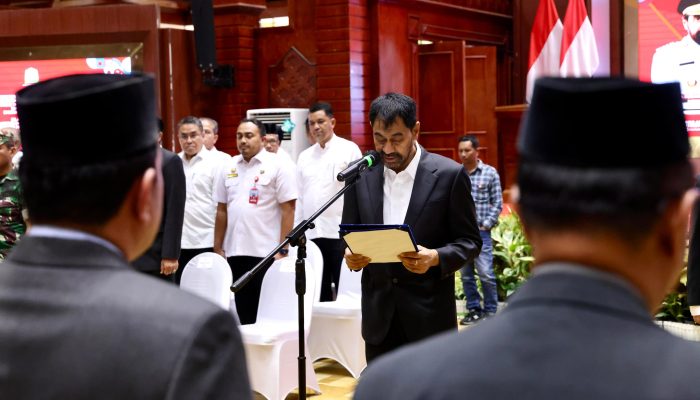 Lantik Kepala SKPA, Gubernur Mualem Ingatkan Percepatan Serapan Anggaran
