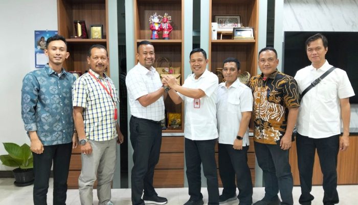 Kemensos–Pemerintah Aceh Perkuat Sinergi Penanganan Bencana, Enam Truk Logistik Disiapkan Hingga Akhir Tahun