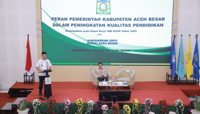 Bupati Syech Muharram Narasumber Raker ISBI Aceh