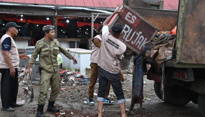 Diskopukmdag Aceh Besar Tata Ulang Pedagang Pasar Induk Lambaro