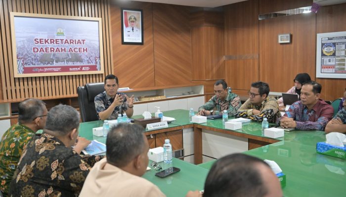 Sekda Aceh Pimpin Rapat Rencana Operasional Angkutan Laut Luar Negeri Lintasan Krueng Geukueh–Penang