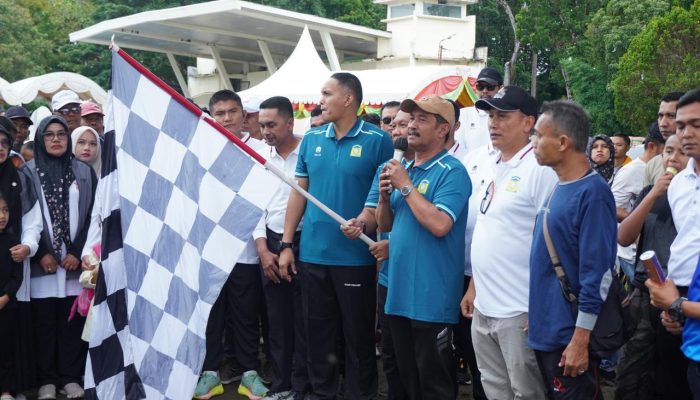 Ribuan Masyarakat Ikuti Jalan Santai Keluarga Uro lahe ke-69 Aceh Besar di Kota Jantho