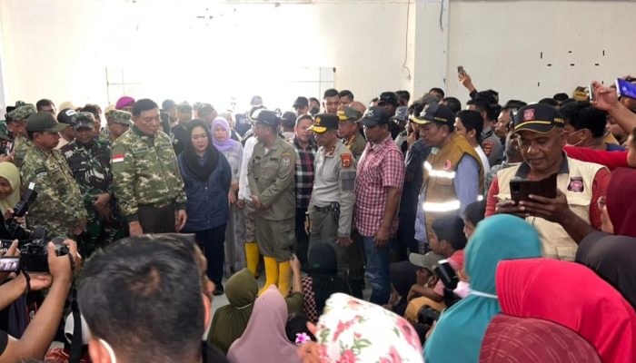 Kapolda Aceh Dampingi Menhan, Mendagri, dan Panglima TNI Tinjau Banjir di Pidie Jaya