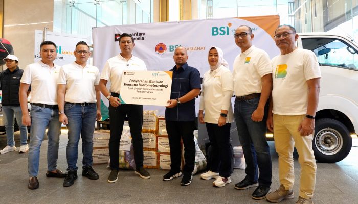 BSI Salurkan 15 Ton Bantuan Tanggap Darurat untuk Masyarakat Aceh