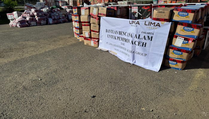 Lima Group dan PT LLI Carter 1 Pesawat Antar Bantuan Korban Bencana Alam di Aceh