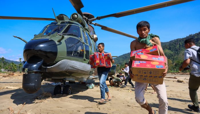 Distribusi Bantuan Korban Bencana Aceh Terus Dimaksimalkan Lewat Udara, Laut, dan Darat