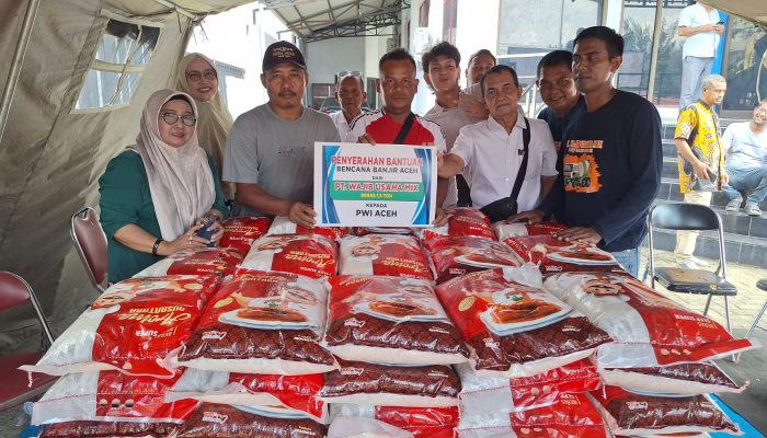 PT Wajib Usaha Mix Salurkan 1,5 Ton Beras untuk Korban Banjir dan Longsor di Aceh