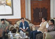 Sekda Aceh Jemput Kedatangan Menko Kumham Imipas di Aceh