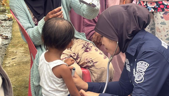 Polisi Berikan Layanan Kesehatan Gratis bagi Warga Terdampak Bencana di Aceh Tamiang