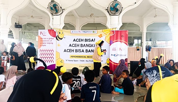 A Home Team Ibu Profesional Gelar Psikososial Recovery bagi Anak dan Ibu Penyintas Banjir di Pidie Jaya