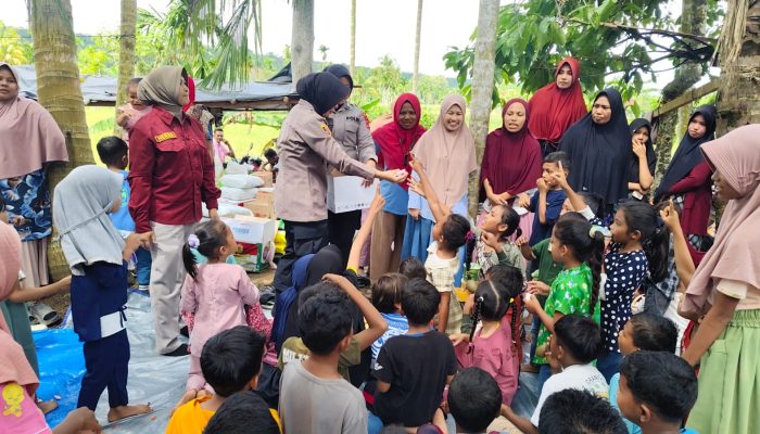 Tim SDM Polres Lhokseumawe Gelar Trauma Healing untuk Anak-anak di Riseh Teungoh