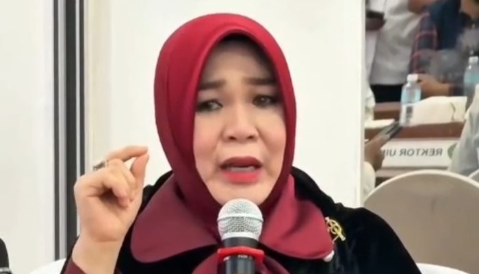 Wali Kota Iliza Soroti Lambannya Evakuasi Jenazah dan Penanganan Bencana di Aceh