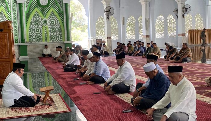 Pemkab Aceh Besar Gelar Zikir dan Doa Bersama di Masjid Al-Munawwarah