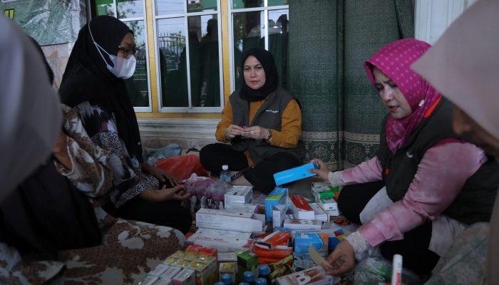 PIKABAS Bank Aceh Salurkan Bantuan Kemanusiaan dan Layanan Kesehatan Spesialis bagi Korban Banjir Aceh