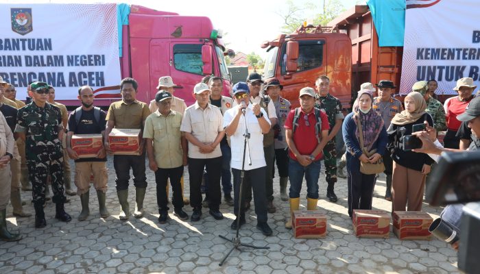 Wagub Fadhlullah Dampingi Mendagri ke Aceh Tamiang dan Bener Meriah, Pastikan Pemulihan Pascabencana Berjalan Cepat
