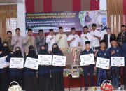 Bupati Aceh Besar Serahkan Bonus dan Apresiasi Prestasi Peserta MQK di Tingkat Provinsi Aceh