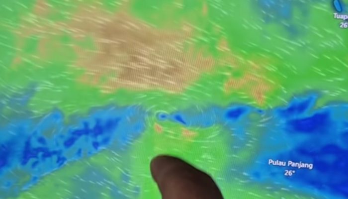 Muncul Bibit Siklon Baru, Waspadai Potensi Dampak Cuaca Ekstrem di Sumatera dan Jawa
