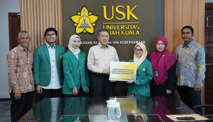 USK Salurkan Santunan dan Bebaskan UKT Lima Mahasiswa yang Kehilangan Orang Tua Akibat Bencana