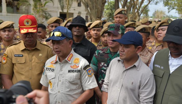 Wagub Aceh Dampingi Mendagri Hadiri Apel Pemulangan Satgas Kemendagri di Aceh Tamiang