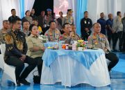 Listyo Sigit Prabowo Pantau Pembangunan Jembatan Bailey di Sumatra Barat