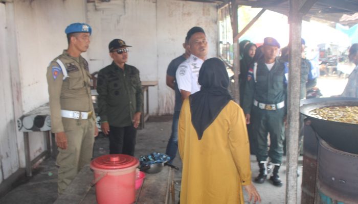 Satpol PP dan WH Aceh Besar Tindaklanjut Laporan Warga di Pasar Sibreh